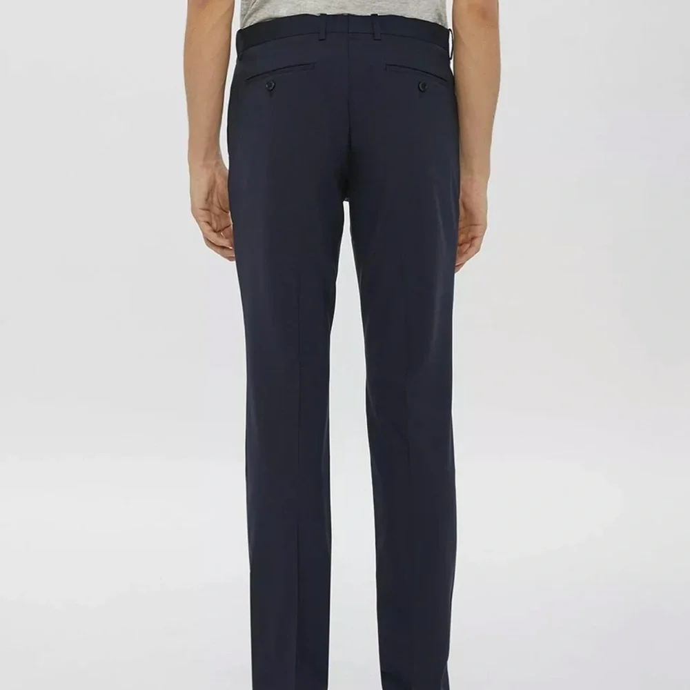 THEORY**Marlo Deep Navy Uomo Suit Pants**Size 28 **$195 - Picture 4 of 10
